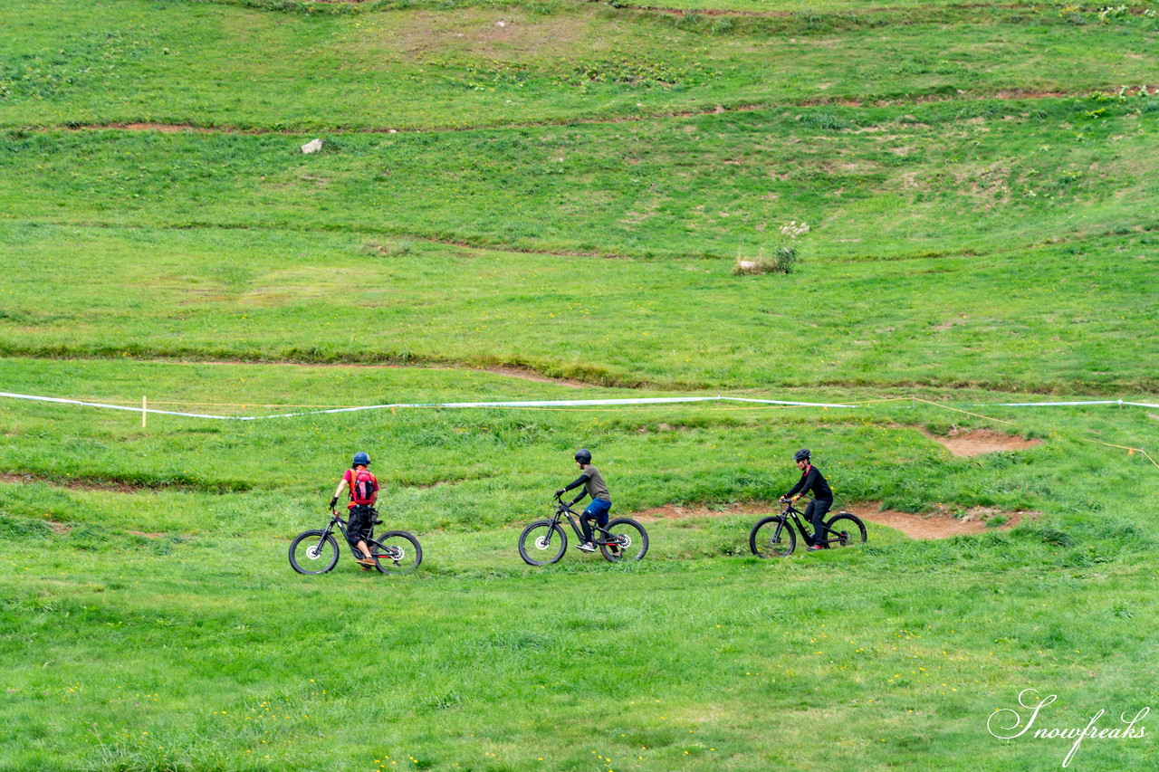 ニセコマウンテンリゾート グラン・ヒラフ　電動アシスト付きMTB『Turbo Levo』でフロートレイルにチャレンジ！